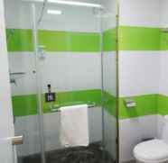 Toilet Kamar 3 7 Days Inn Dongguan Changan Xinmin Market Branch