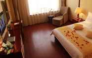 Bedroom 5 GreenTree Inn Taiyuan PinGYAng Road Business Hotel