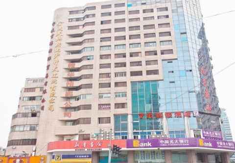 Bangunan 7DAYS INN NINGBO TIANYI SQUARE ZHONGSHAN MANSION