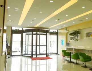 Lobby 2 Vatica LangFang CNPC Central Hospital Hotel