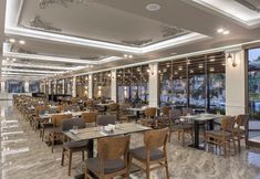 レストラン 4 Blue Marlin Deluxe Spa Resort