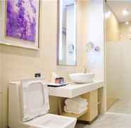 Toilet Kamar 5 LAVANDE HOTELSA DAYUN CENTER HENGANG METRO STATION