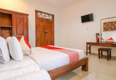 Others 7 Men Bebas Residence