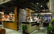 บาร์ คาเฟ่ และเลานจ์ 3 James Joyce Coffetel Beijing Daxing Yufa New Airpo