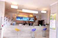 Bar, Cafe and Lounge Greentree Inn Ziyang Lezhi Government Tianchi Town