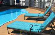 สระว่ายน้ำ 3 Hotel Roseliere