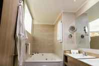 In-room Bathroom Hotel Roseliere