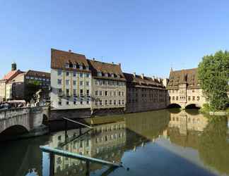 Luar Bangunan 2 Metropol Nurnberg