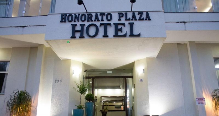 Exterior Honorato Plaza Hotel