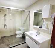 In-room Bathroom 4 Shell Jining Sishui Country Sishui Bus Station Hot