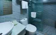 In-room Bathroom 7 Shell Suqian Sucheng District Auto Parts Mall Hote