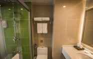 In-room Bathroom 2 Greentree Inn Suqian Suyu District Red Star Macall