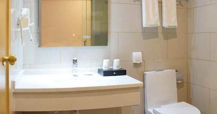 In-room Bathroom Greentree Inn Suzhou Yongqiao District Nanxiang He