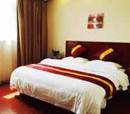 Bedroom 2 Greentree Inn Tianjin Wuqing Wangqingtuo Time Plaz