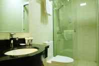 In-room Bathroom Greentree Inn Shandong Weihai Rushan Century Avenu