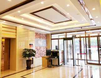 Lobi 2 Greentree Inn Urumqi Airport Tianyi International