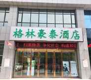 Exterior 5 Greentree Inn Urumqi Airport Tianyi International