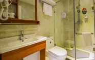 In-room Bathroom 5 Greentree Alliance Hotel Dunhua Ji An Road Trade C