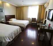 Kamar Tidur 3 GreenTree Inn Zhenjiang Yidu Buiding