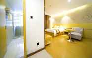 Bedroom 4 Greentree Inn Huanggang City Wuxue City Kanjiang A