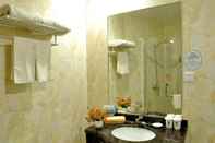 In-room Bathroom GreenTree Inn HeNan QinYang Middle HuaiFu Rd.