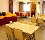 Restaurant 7 Greentree Inn Rizhao Shanhaitian Holiday Resort Bu