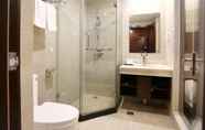 Toilet Kamar 4 Greentree Inn Rizhao Shanhaitian Holiday Resort Bu