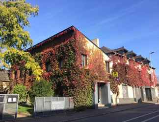 Exterior 2 Logis Hotel La Levee