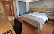 Kamar Tidur 3 Greentree Inn Bozhou Chunyu Motor City Express