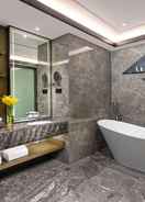 BATHROOM Ramada By Wyndham Jianyang