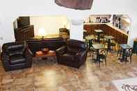 Bar, Cafe and Lounge Ticaboo Lodge