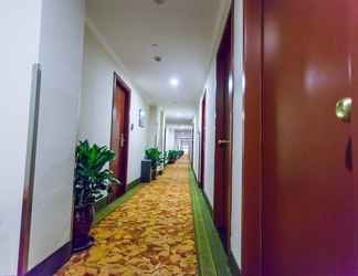 Lobi 2 Greentree Inn Shanghai Hongqiao International Airp