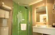 In-room Bathroom 4 Greentree Inn Anqing Yixiu Government District