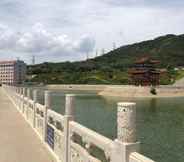 Nearby View and Attractions 3 Shell Yantai Youth South Road Ludong University Ho