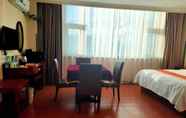Bedroom 4 Greentree Inn Langfang Dachang County South Huaan