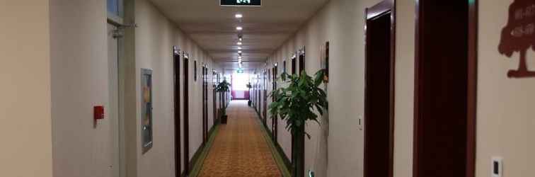 Lobi Greentree Inn Dezhou Kangbo Avenue Stadium Express