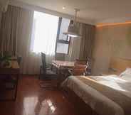 Kamar Tidur 4 Greentree Inn Zhengzhou Xingzheng City Longhu Town