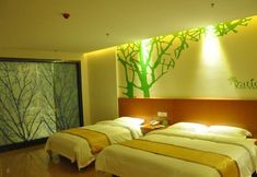 Bedroom 2 Vatica Heze Mudan Road Shangri La Square Hotel