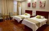 Kamar Tidur 3 Greentree Inn Linxi Pingyi Mengyang Road Express H