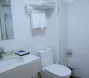 In-room Bathroom 4 Shell Fuyang City Funan County Dicheng North Road