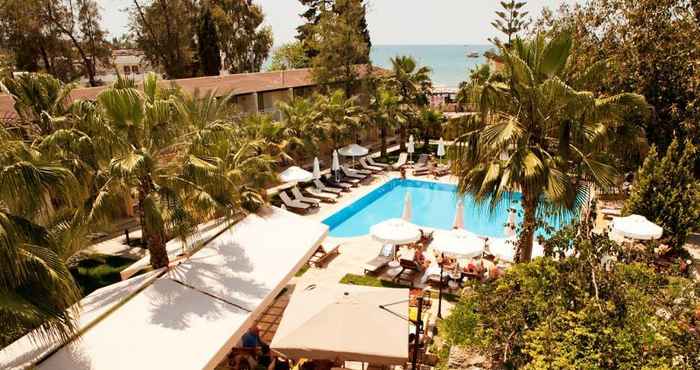 Kolam Renang Sunprime Dogan Side Beach