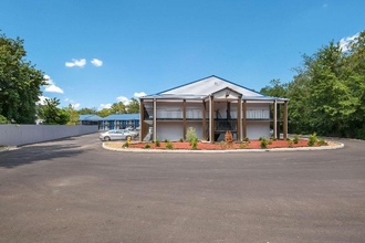 Exterior 4 Suburban Extended Stay Hotel