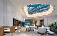 Lobi 7 Crowne Plaza Shanghai Hongqiao