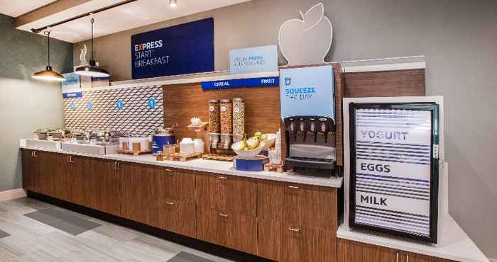 ร้านอาหาร Holiday Inn Express MILWAUKEE DOWNTOWN