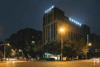 Bangunan 4 Atour Light (Chengdu Hongpailou Metro Station)