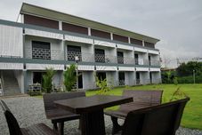 Ruang untuk Umum Charin Village