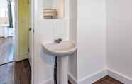 Toilet Kamar 4 Eastend Beds