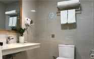 Toilet Kamar 6 Greentree Inn Laiwu Yigao International Trade City