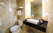 In-room Bathroom 5 Greentree Inn Changzhou International Airport