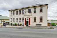 Exterior Ashcroft Apartments